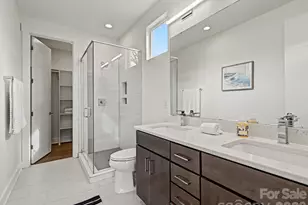 139 S Bruns Ave, Charlotte, NC 28208 - Photo 17