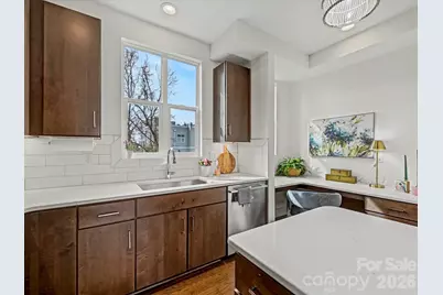 139 S Bruns Avenue, Charlotte, NC 28208 - Photo 9