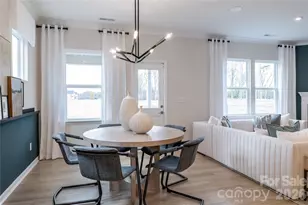 5608 Bay Rock Rd, Charlotte, NC 28215 - Photo 5