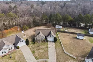 11115 Caroline Whitney Cir, Charlotte, NC 28212 - Photo 41