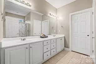 11115 Caroline Whitney Cir, Charlotte, NC 28212 - Photo 47