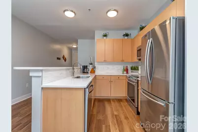 1101 W 1st Street #211, Charlotte, NC 28202 - Photo 9