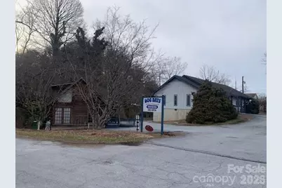 1001 Greenville Highway #6, Hendersonville, NC 28792 - Photo 3