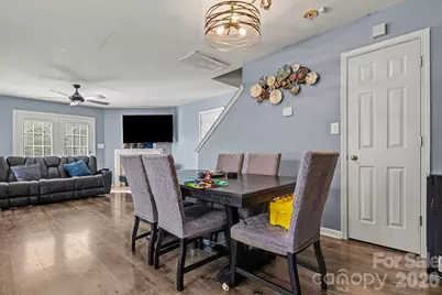 1409 Majestic Meadow Drive, Charlotte, NC 28216 - Photo 3