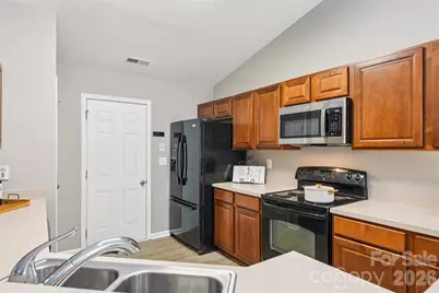 2457 Marthas Ridge Drive, Statesville, NC 28625 - Photo 9