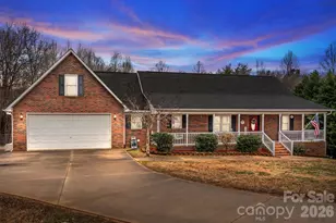 3156 Teresa Dr, Lincolnton, NC 28092 - Photo 1