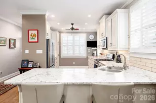 28 Meadow Village Ln, Asheville, NC 28803 - Photo 3