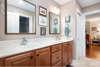 28 Meadow Village Lane, Asheville, NC 28803 - Photo 17