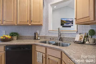 5227 Foley Drive, Hickory, NC 28602 - Photo 9