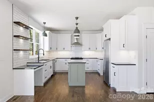 22 Deep Woods Rd, Weaverville, NC 28787 - Photo 5