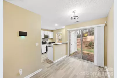 3105 Summercroft Lane, Charlotte, NC 28269 - Photo 9