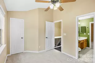 3105 Summercroft Ln, Charlotte, NC 28269 - Photo 17