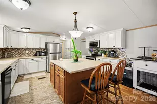 752 Sam Brown Rd, Gastonia, NC 28056 - Photo 9