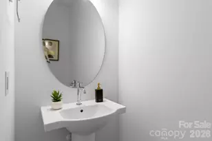 3920 Hager Dr, Charlotte, NC 28208 - Photo 21