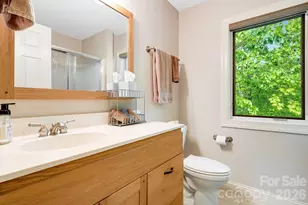 5584 Spring Rd, Hendersonville, NC 28739 - Photo 29