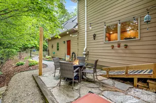 5584 Spring Rd, Hendersonville, NC 28739 - Photo 41