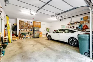 5584 Spring Rd, Hendersonville, NC 28739 - Photo 39