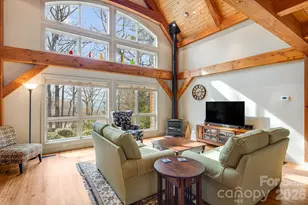 5584 Spring Rd, Hendersonville, NC 28739 - Photo 9