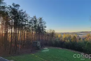 1594 High Vly Wy, Lenoir, NC 28645 - Photo 5