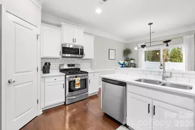 5020 Fenwick Court, Lancaster, SC 29720 - Photo 9