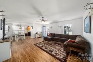 129 New River Dr, Fletcher, NC 28732 - Photo 5