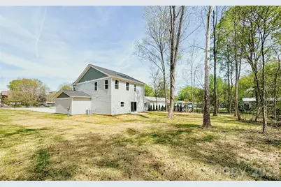 304 Woodside Drive, Harrisburg, NC 28075 - Photo 3