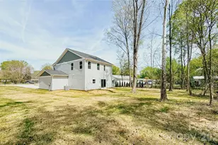 304 Woodside Dr, Harrisburg, NC 28075 - Photo 3