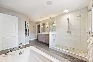 1734 Club Rd, Charlotte, NC 28205 - Photo 23