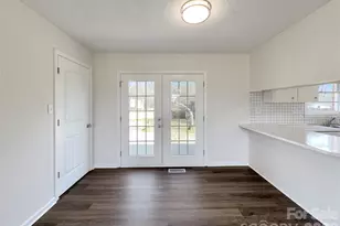 138 Victoria Dr, Statesville, NC 28625 - Photo 9