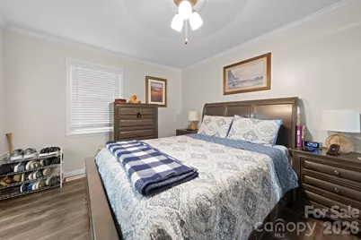 211 E Ohio Avenue, Bessemer City, NC 28016 - Photo 19