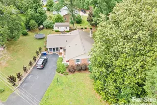 211 General Stonewall Jackson Dr, Stanley, NC 28164 - Photo 7