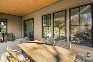 105 Chimney Chase Trl, Hendersonville, NC 28739 - Photo 19