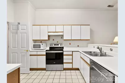 31 Tisha Lane, Hendersonville, NC 28739 - Photo 7