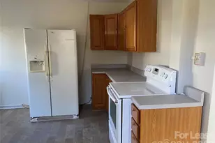 960 Fairmont Ave, Salisbury, NC 28144 - Photo 3