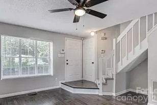 8215 Circle Tree Ln, Charlotte, NC 28277 - Photo 3