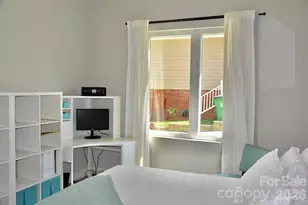 916 Westbrook Dr, Charlotte, NC 28202 - Photo 23