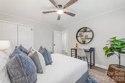 915 Crestmere Street, Charlotte, NC 28208 - Photo 13