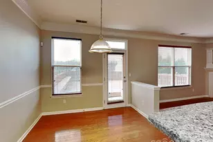 12927 Deaton Hill Dr, Charlotte, NC 28269 - Photo 5