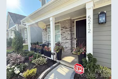 5212 Glenwalk Drive, Charlotte, NC 28269 - Photo 3