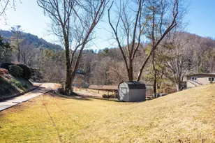 3 Valley Ln, Asheville, NC 28804 - Photo 27
