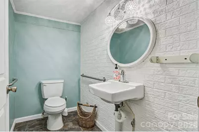 1019 Pennton Avenue SW, Lenoir, NC 28645 - Photo 31