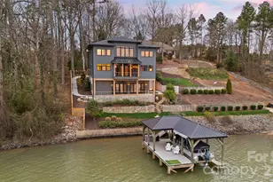 324 Riverside Dr, Mount Holly, NC 28120 - Photo 1