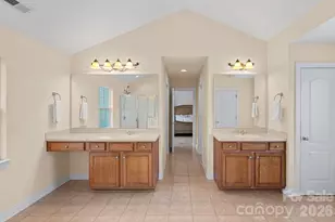 9927 Daufuskie Dr, Charlotte, NC 28278 - Photo 25