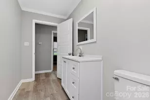 112 Oregon St, Charlotte, NC 28208 - Photo 11