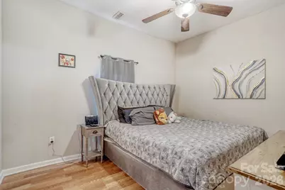 409 W Norment Avenue, Gastonia, NC 28052 - Photo 7