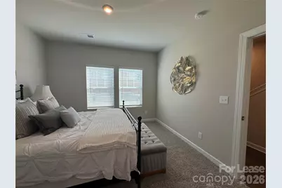 3738 Memorial Parkway, Charlotte, NC 28217 - Photo 5