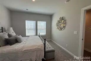 3738 Memorial Pkwy, Charlotte, NC 28217 - Photo 5