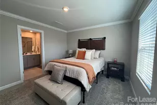 3738 Memorial Pkwy, Charlotte, NC 28217 - Photo 13