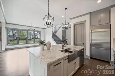 8159 Fairview Road, Charlotte, NC 28226 - Photo 19