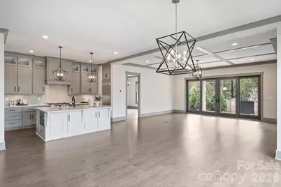 8159 Fairview Road, Charlotte, NC 28226 - Photo 13